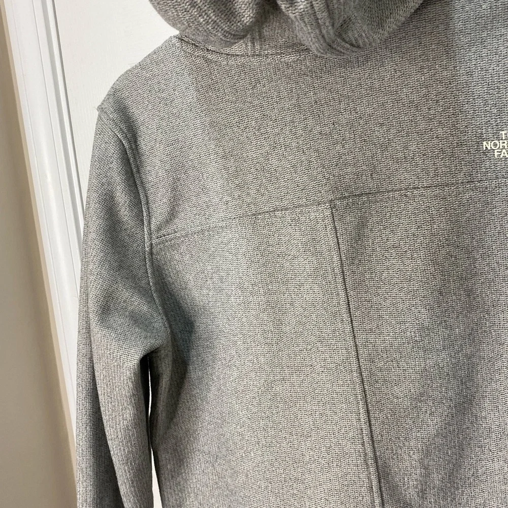 North Face gray hoodie long sleeve top, size large - Picture 13 of 13